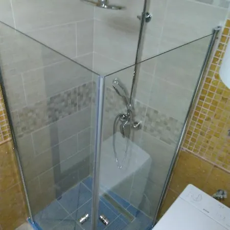 Appartamento Rustic Authentic Place In Center Laurana